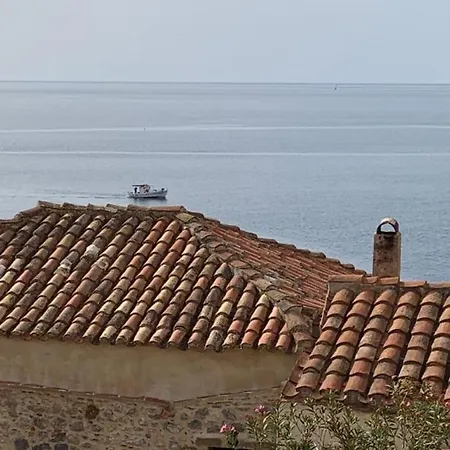 Athina בית נופש