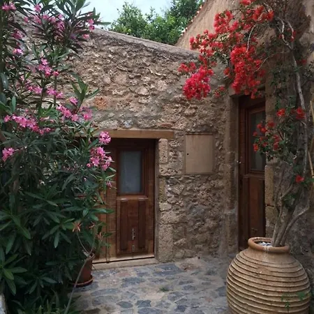 Athina Μονεμβασιά
