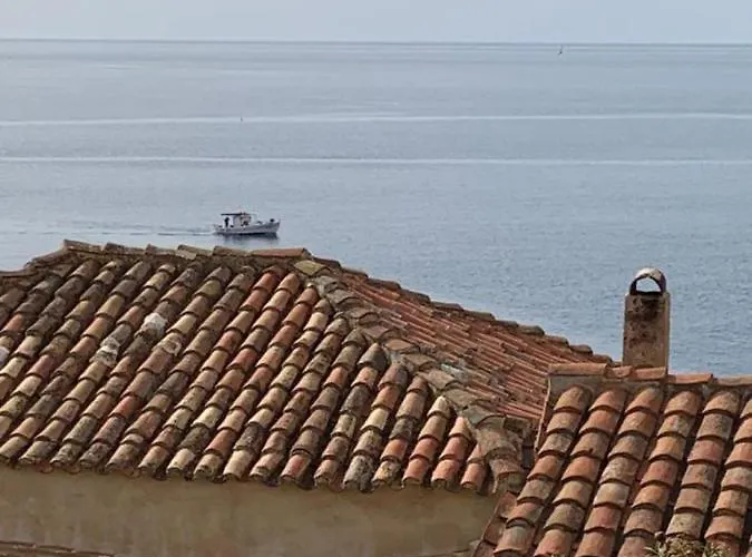 Athina Дом отдыха